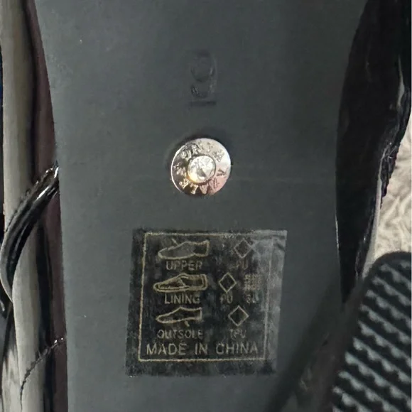 Azalea Wang Black Ankle Booties - Picture 4 of 7